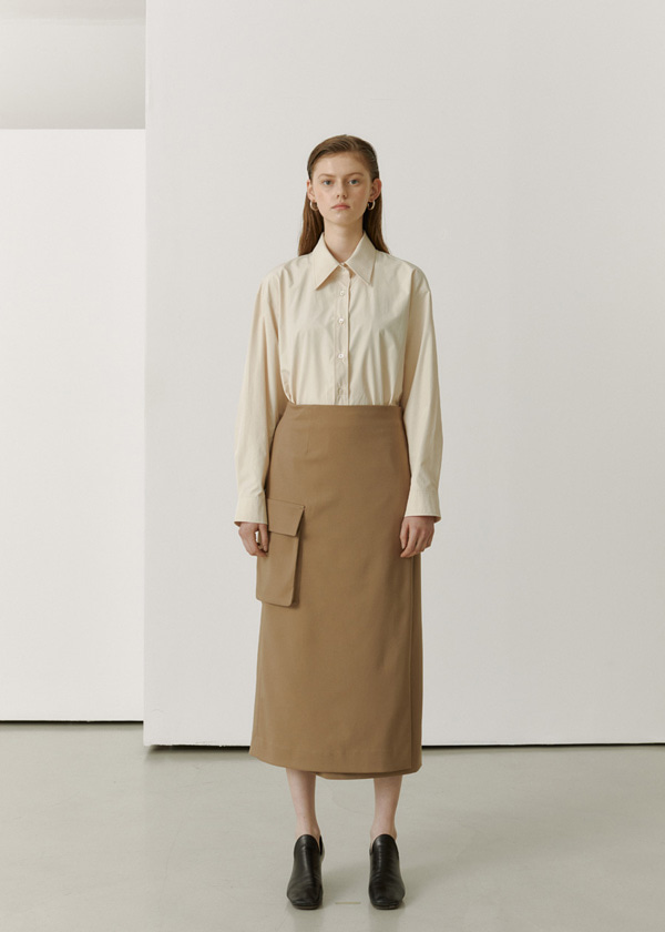 Pocket Wrap Skirt / beige
